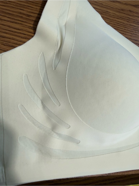 Other - NWOT L or 38 B/C Super Soft Laser Cut Seams, 4x4 hook rows, Extra Support.
